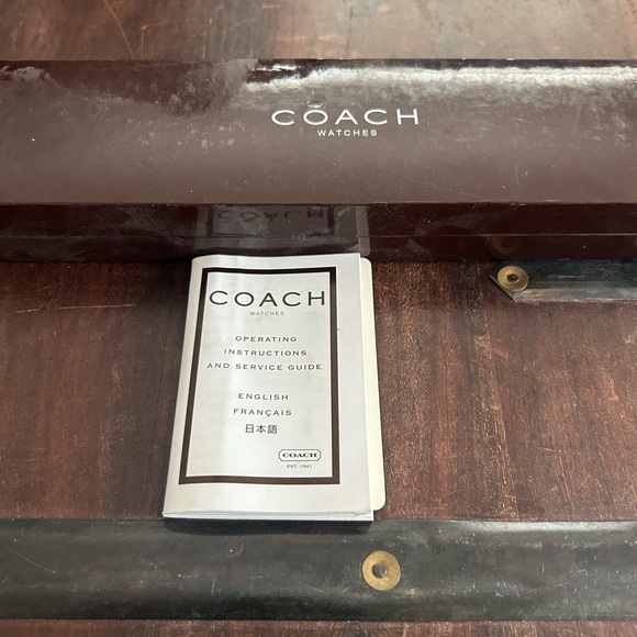 Coach watch - Picture 2 of 2